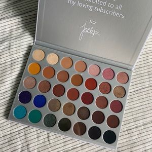 Morphe x Jaclyn Hill Eyeshadow Palette